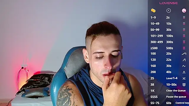 Snapshot of Ares_blue chatting on March 20, 11:16 am Ares blue online show from March 20, 11:16 am