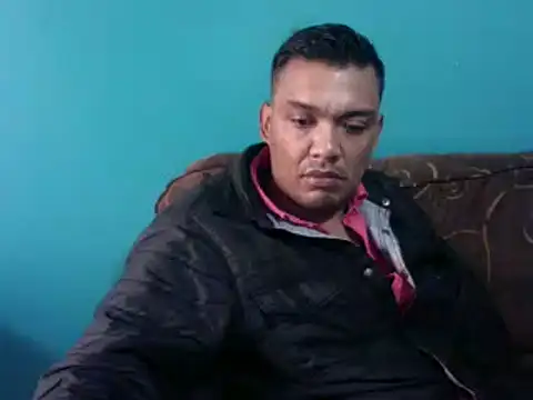 TUMORENO1 online show from February 17, 7:42 pm