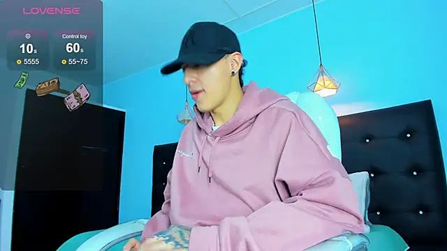 Lobo 17  online show from January 9, 3:56 am