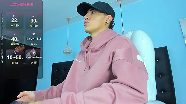 Lobo 17  online show from January 14, 3:33 am