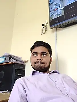 Ishan003 online show from April 21, 5:46 am