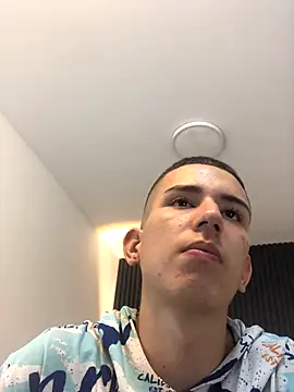 JackSwan18 online show from October 7, 3:21 am