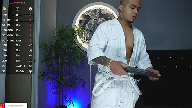 jordan mayers02 online show from February 19, 11:06 am