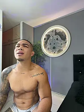 jordan mayers02 online show from April 21, 9:15 am