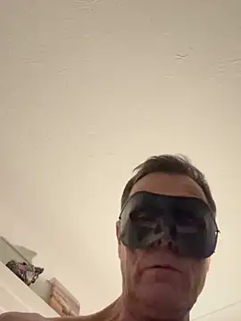 maturemale2024 online show from February 22, 8:10 pm