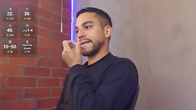 Leandro valenzuela online show from March 3, 3:41 pm