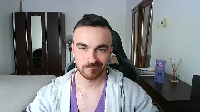 mu5clemania2 online show from April 18, 12:17 pm