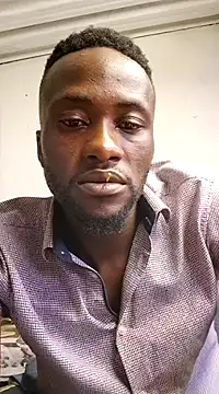 Snapshot of bull_Giant chatting on December 27, 3:06 pm bull Giant online show from December 27, 3:06 pm