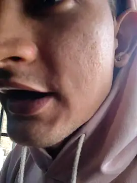 Valentinacuc online show from April 24, 12:40 pm