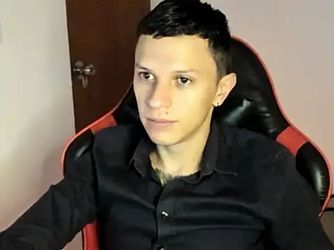 goodboy69l online show from April 25, 12:57 am