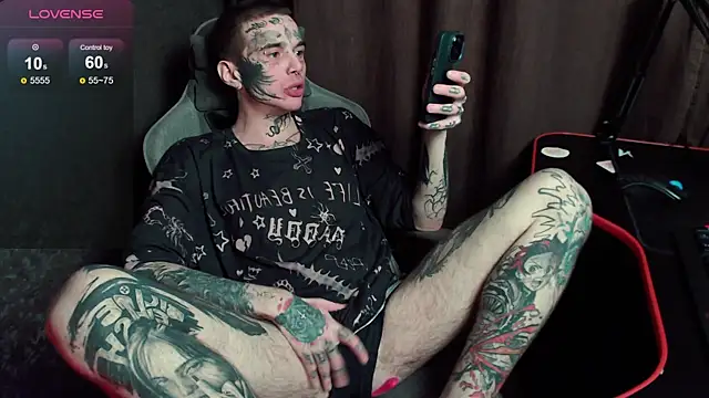 lonelycrystal online show from November 14, 4:08 pm