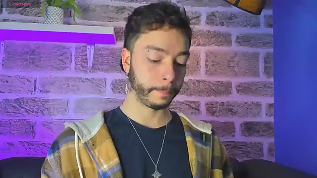 noah ricci online show from March 15, 12:02 pm