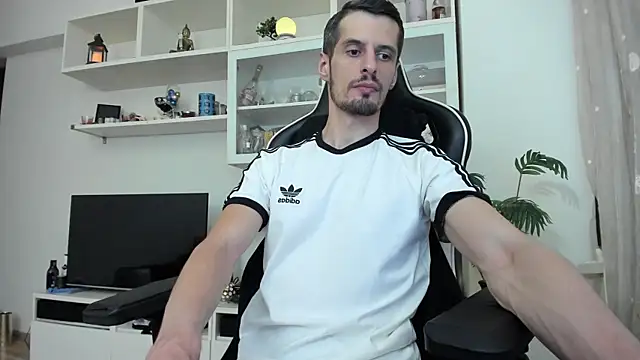 ToddClaytonn online show from July 20, 9:38 pm
