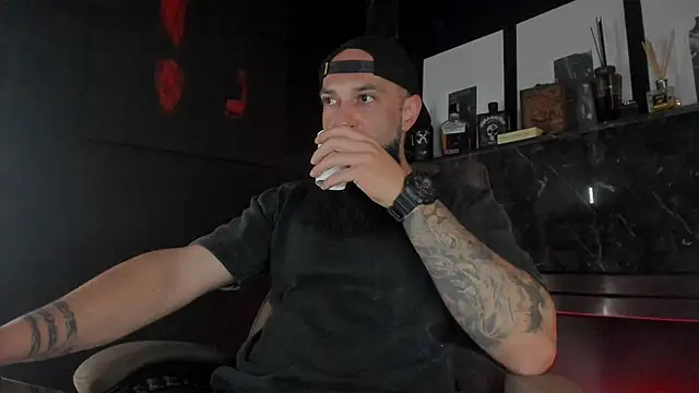 axxelrich  online show from October 25, 4:03 am