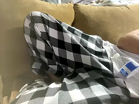 Snapshot of BigMac1596 chatting on December 5, 2:55 pm BigMac1596 online show from December 5, 2:55 pm