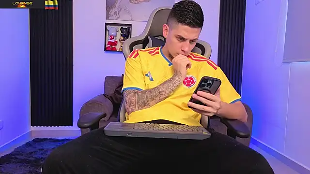 Yeiko Romero  online show from July 3, 6:23 pm