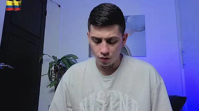 Yeiko Romero  online show from April 17, 5:32 am