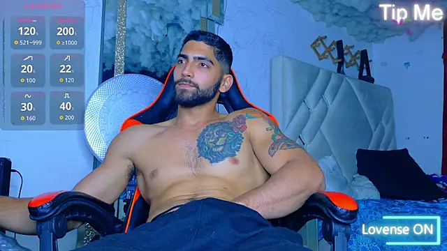 Rich boy01 online show from January 13, 11:09 pm