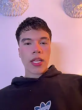 Logan smith1 online show from July 6, 4:53 am