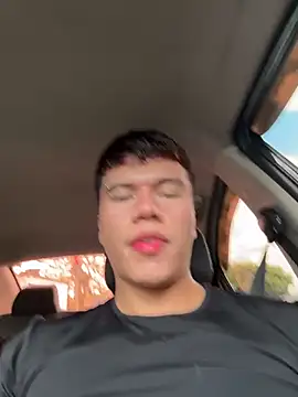 Logan smith1 online show from April 24, 7:05 pm