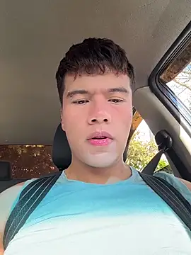 Logan smith1 online show from April 22, 8:35 pm