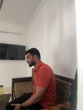 hotboysammy online show from December 13, 6:21 am