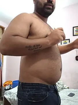 L9vefromAkhil online show from March 6, 8:11 am