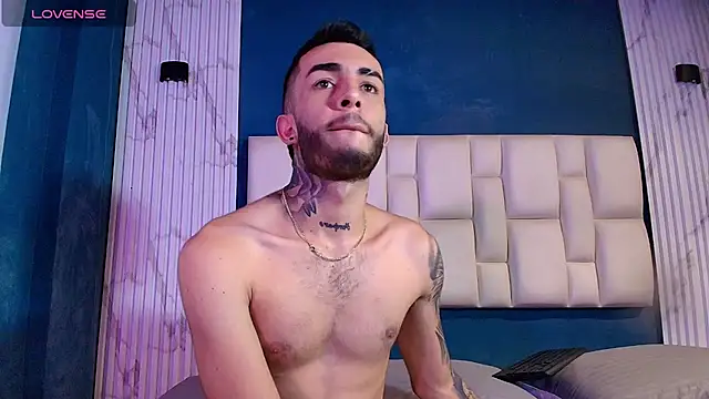 Snapshot of Marcelo_ruiz_ chatting on January 27, 12:16 pm Marcelo ruiz online show from January 27, 12:16 pm