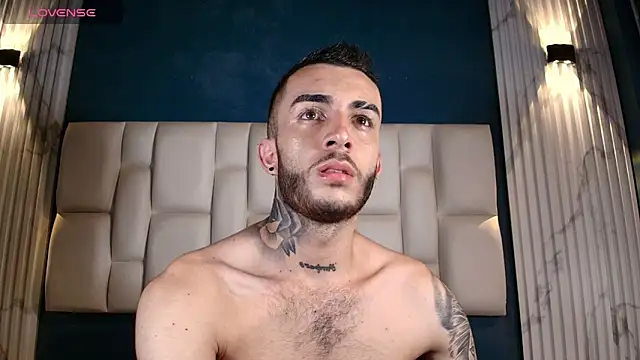 Snapshot of Marcelo_ruiz_ chatting on February 27, 10:09 pm Marcelo ruiz online show from February 27, 10:09 pm