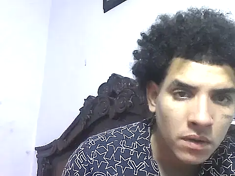 Snapshot of maick5- chatting on October 12, 1:38 pm maick5- online show from October 12, 1:38 pm