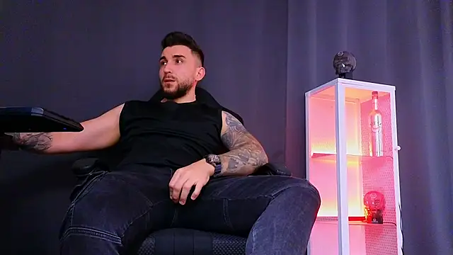 MightyAaron66 online show from March 15, 2:55 pm