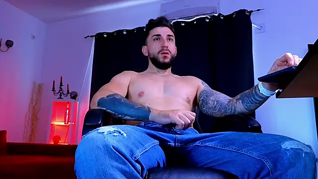 MightyAaron66 online show from July 25, 4:53 am