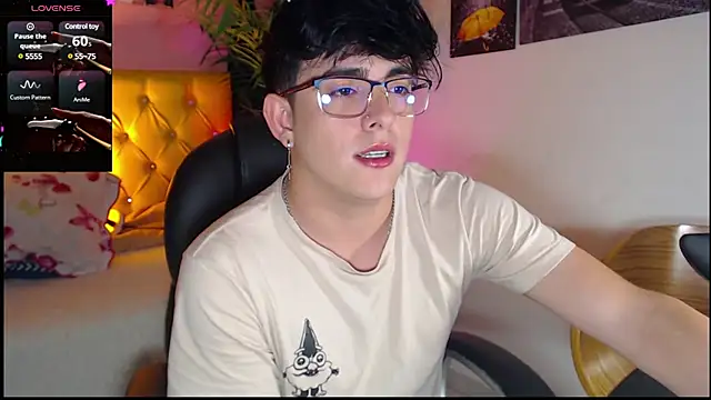 nolan twink1 online show from January 5, 6:02 pm