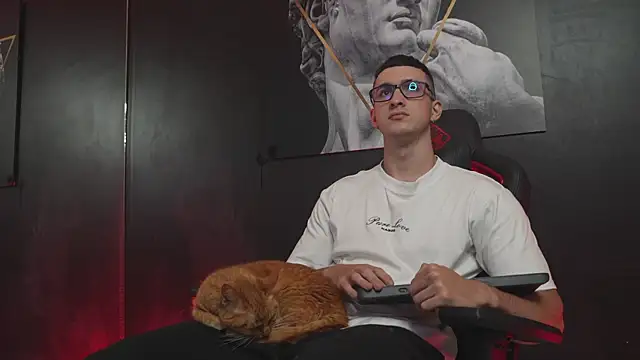 JacksonOlsenn online show from November 15, 10:45 pm