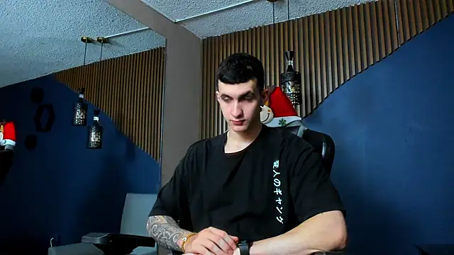 Snapshot of JacksonOlsenn chatting on January 5, 7:07 pm JacksonOlsenn online show from January 5, 7:07 pm