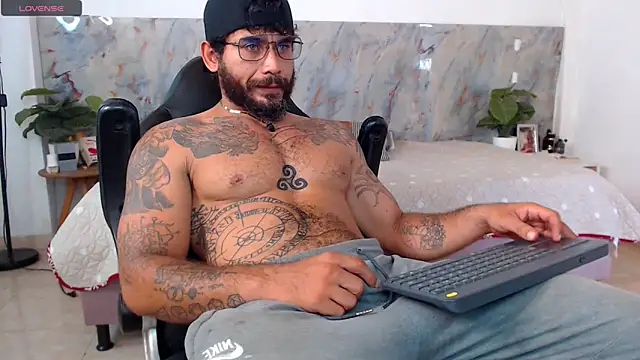 hanz col online show from June 9, 5:14 pm
