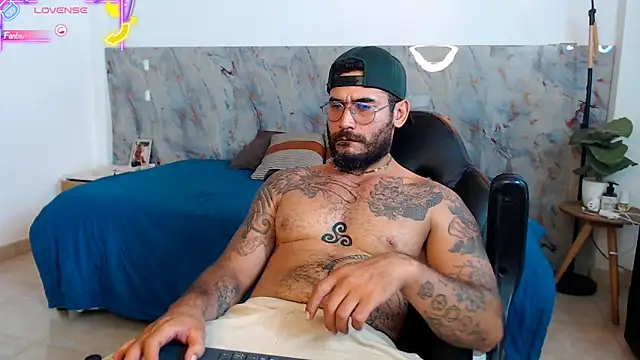 hanz col online show from December 21, 3:25 am