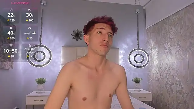 Snapshot of Un_Slutty chatting on January 9, 7:50 pm Un Slutty online show from January 9, 7:50 pm