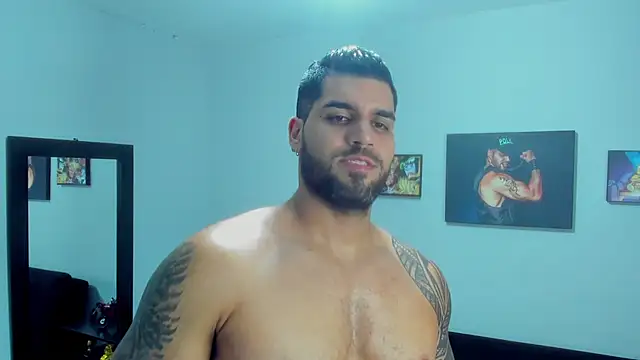 Snapshot of SamirHazard97 chatting on January 31, 2:37 am SamirHazard97 online show from January 31, 2:37 am