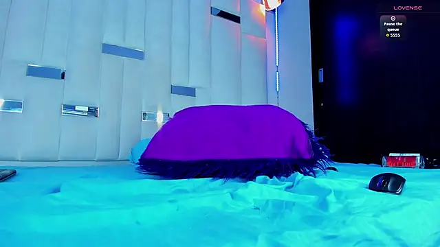 Jacoob19  online show from September 9, 1:43 pm