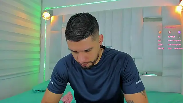 Jacoob19  online show from February 24, 12:16 pm