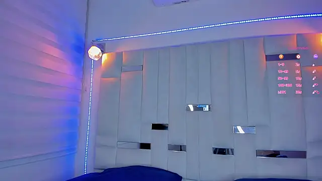 Jacoob19  online show from February 5, 1:11 pm