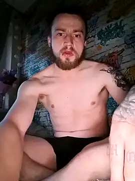 wariacik0024 online show from April 19, 3:28 am