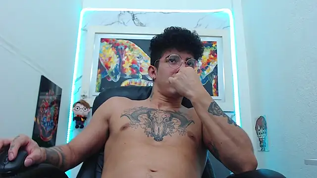 targuerian22 online show from October 24, 9:22 am