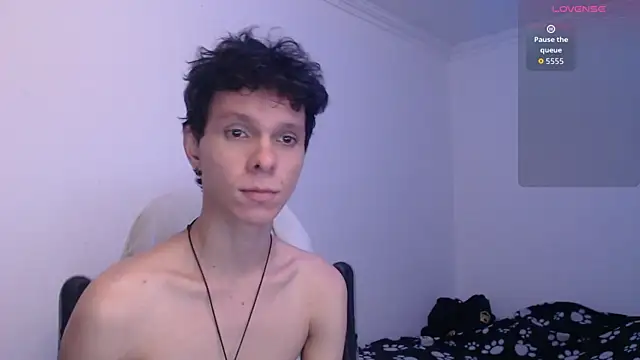 bryamado69 online show from April 23, 12:29 pm