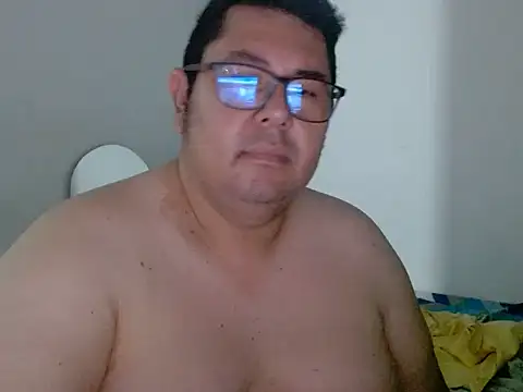 Elgatoloco11 online show from May 22, 4:50 am