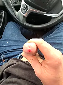 Titanhoott online show from March 10, 11:12 am