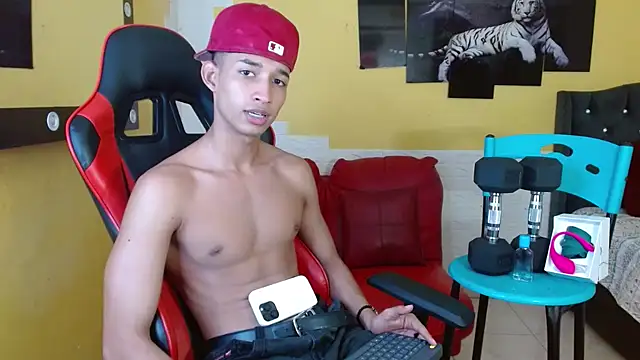 Snapshot of jose_sexycumm chatting on September 27, 7:23 pm jose sexycumm online show from September 27, 7:23 pm
