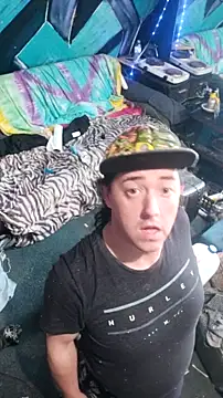 Boo-boo kittyfux online show from January 10, 3:05 pm