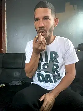 Chico Bellaco online show from December 5, 1:07 pm